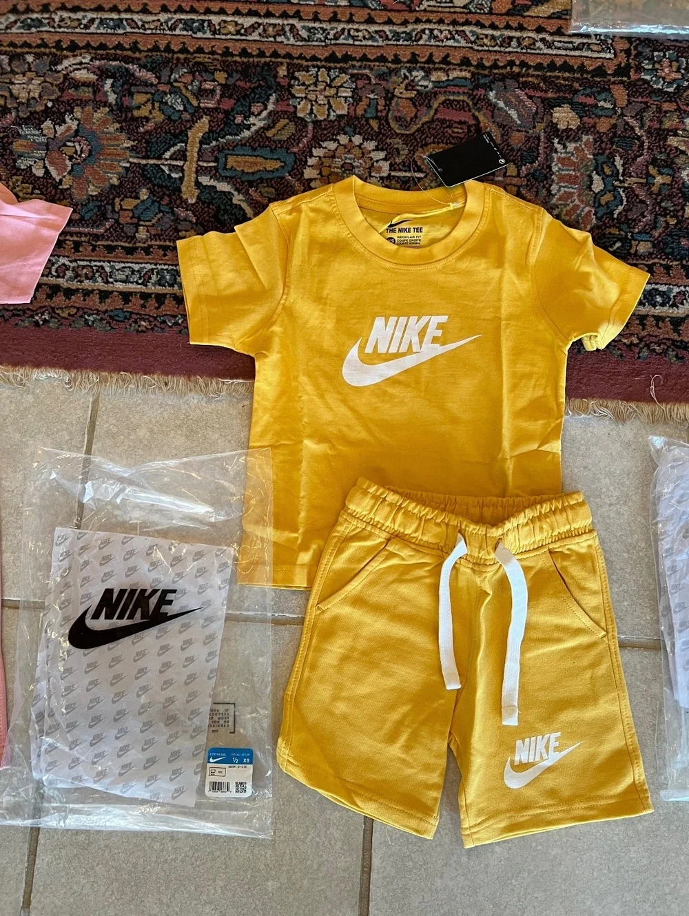 Kids Nike short/shirt set 13/14T youth large